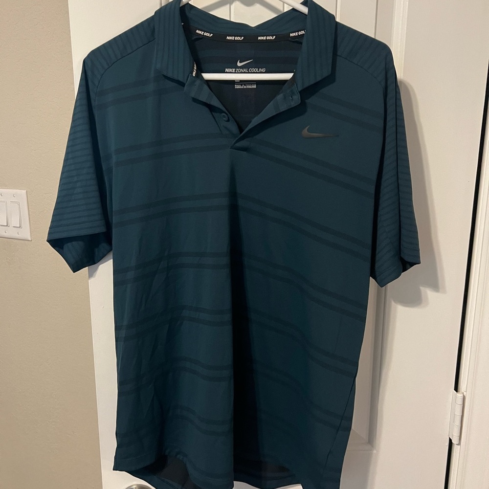 Nike, TW golf polo